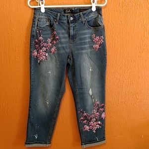 Earl ankle jeans with embroidered flowers